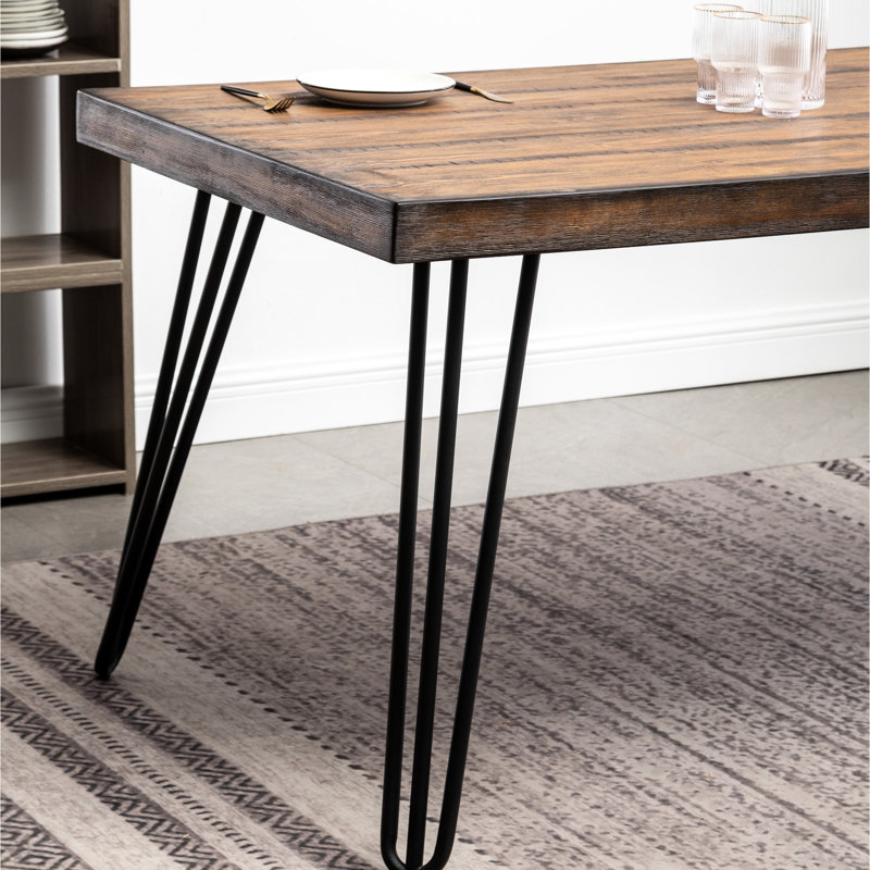 Table de salle à manger en métal