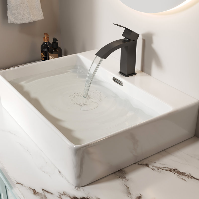 Robinet de lavabo de salle de bain à poignée simple, taille 6,62 po, noir mat, bec à arc moyen, corps en acier inoxydable Ss304, cartouche en céramique, poignée pour installation sur le comptoir, finition et fabrication
