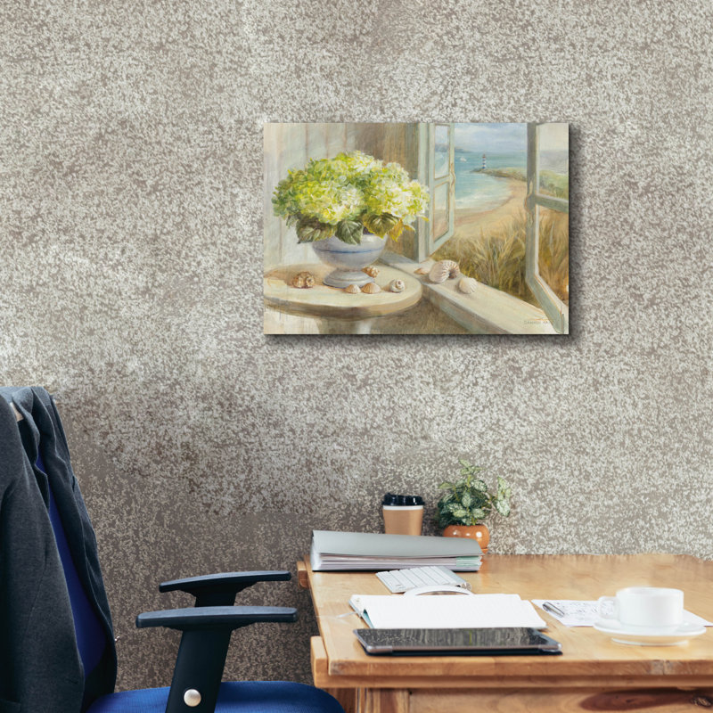 «Yellow Coastal Hydrangea» par Danhui Nai, art mural