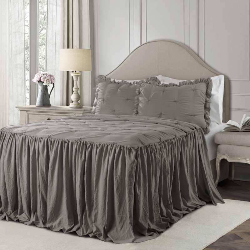 Ravello Ruffle Skirt Bedspread Set, Full Bedspread + 2 Standard Shams, Ivory