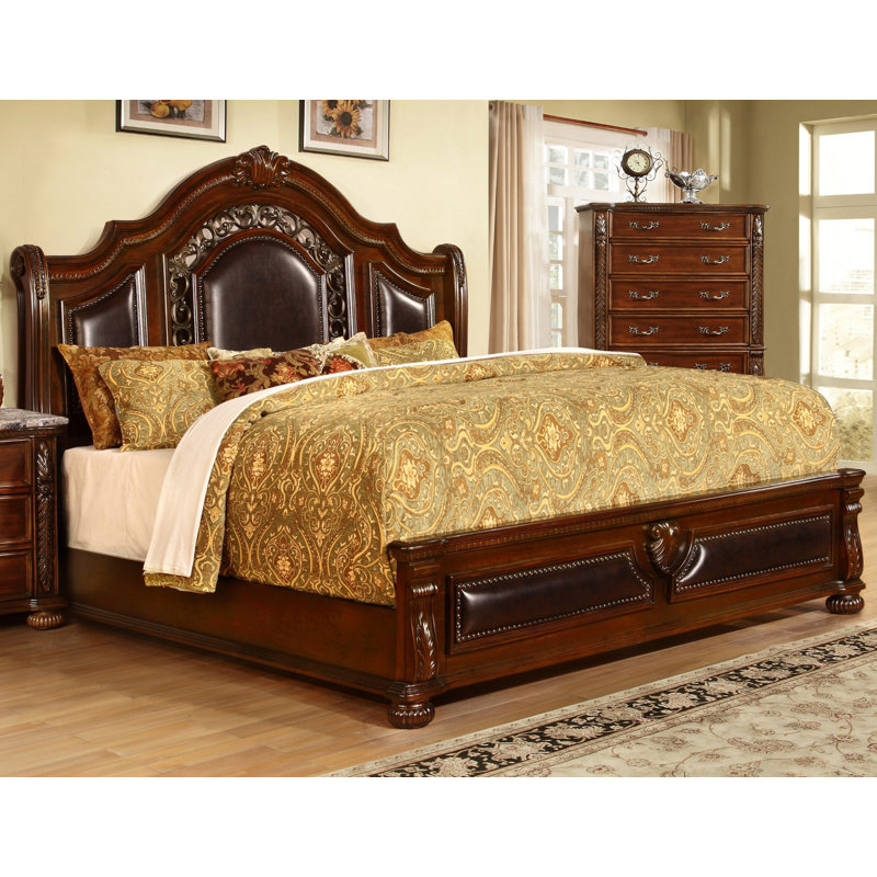 Brucie Upholstered Traditional Standard Bed, Queen