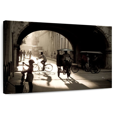 Sireci Old Havana Street