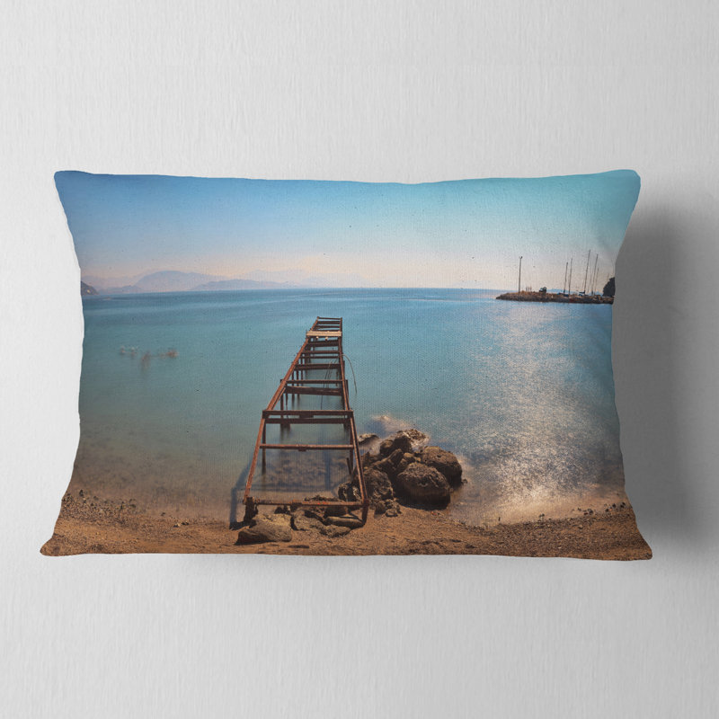 Coussin lombaire en bois avec vue sur la mer