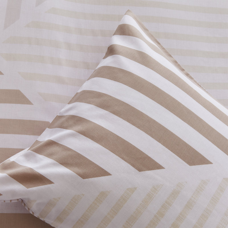 Blok Geo Duvet Covet Set, 135 x 200cm Duvet Cover + 1 Standard Pillowcase