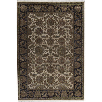 Tapis ivoire et noir noué à la main de haute qualité