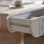 Table basse Mid-Century moderne ovale avec tiroir cannelé et plateau en faux marbre, finition brune