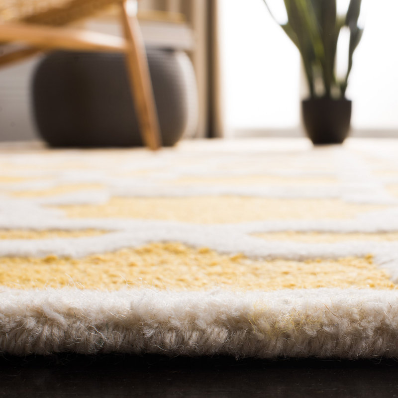 Igna Wool Yellow Area Rug, Round 6'