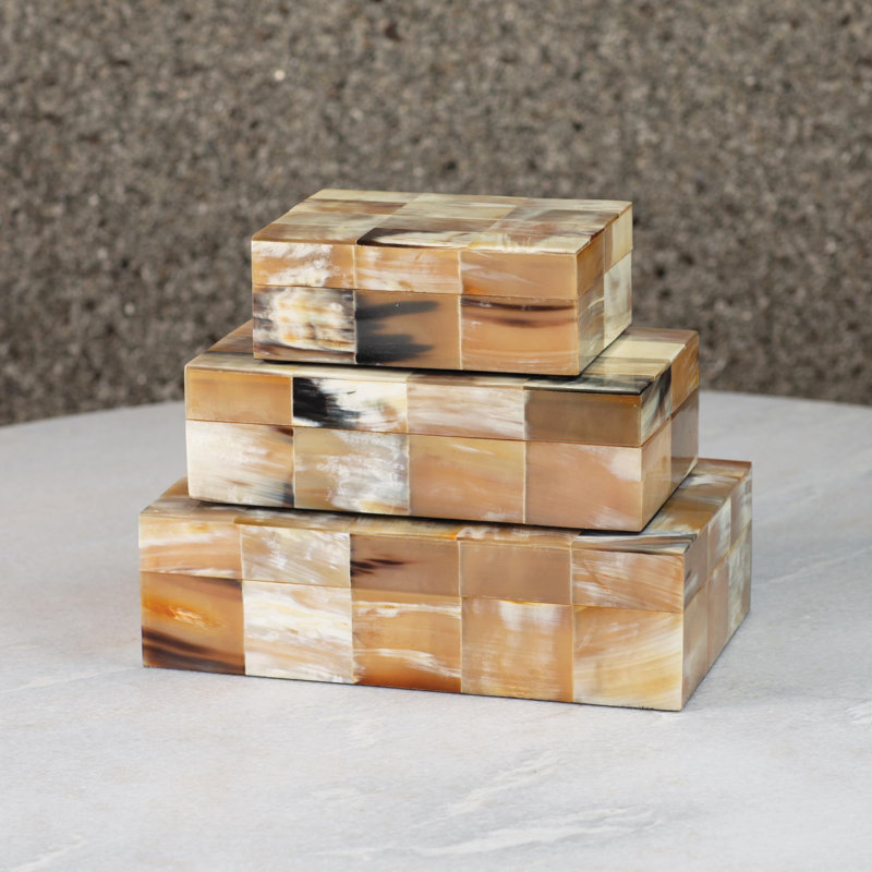 Sierra Horn Box, 4" H x 8" W x 12" D