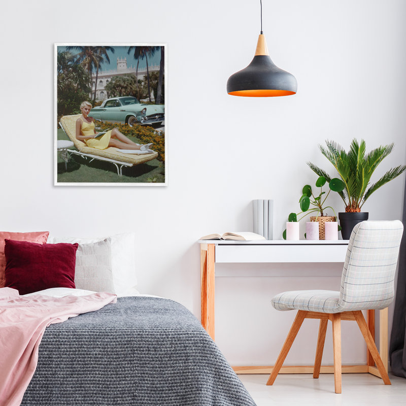 «Vintage Sunbathing Woman», estampe numérique, design par Franklyn Gregory, 20 x 16, Coastal White Giclee Framed
