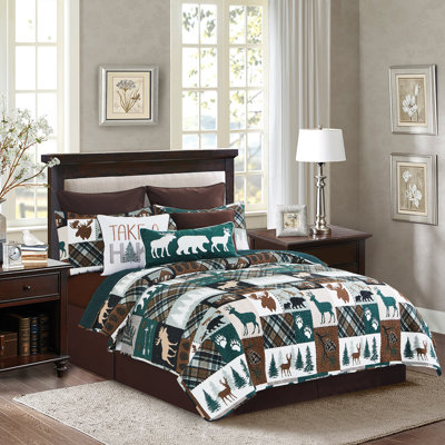 Fletcher Forest Cotton Reversible Quilt Set