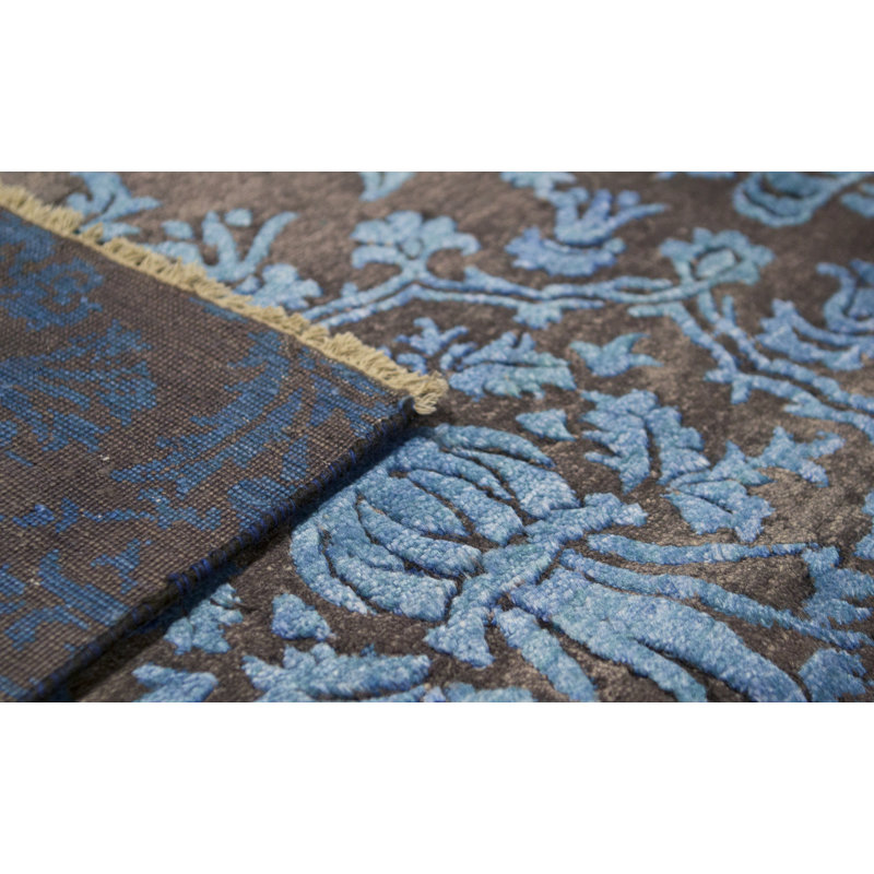 Damask Area Rug in Blue
