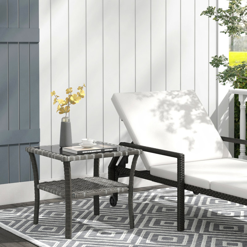 Table d'appoint en rotin, table de bout d'extérieur avec tablette de rangement, cadre carré en aluminium, table basse avec plateau en verre trempé, gris mélangé