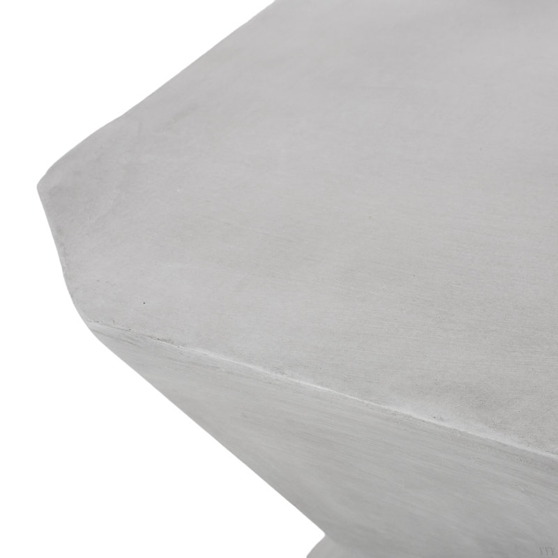 Table d'appoint d'extérieur en béton léger