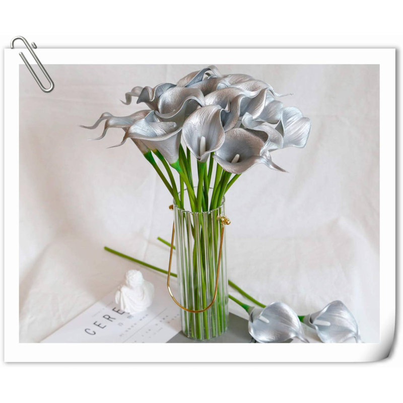 Arrangement Lillies, H 13,58 po x l 2,3 po x P 3 po, Argent