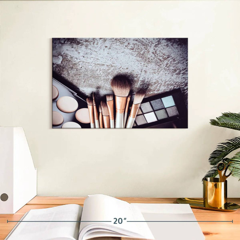 Shuttleworth Makeup Basics, 8" H x 12" W