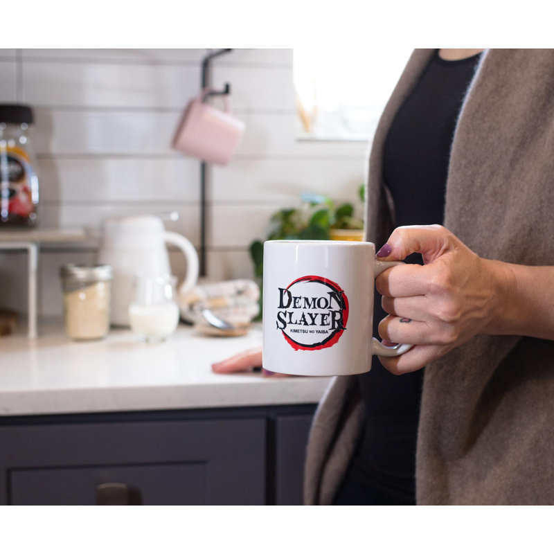 Tasse de démon: tasse en céramique Kimetsu No Yaiba logo exclusive | Peut contenir 11 onces