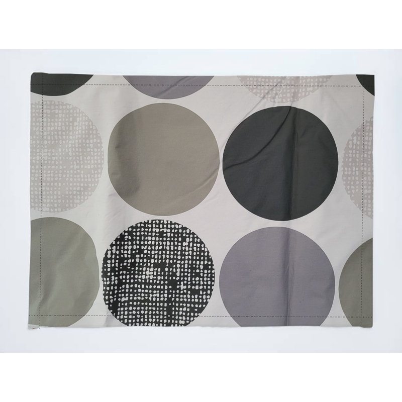 Vassie Polka Dots Dining Linen Set, Gray