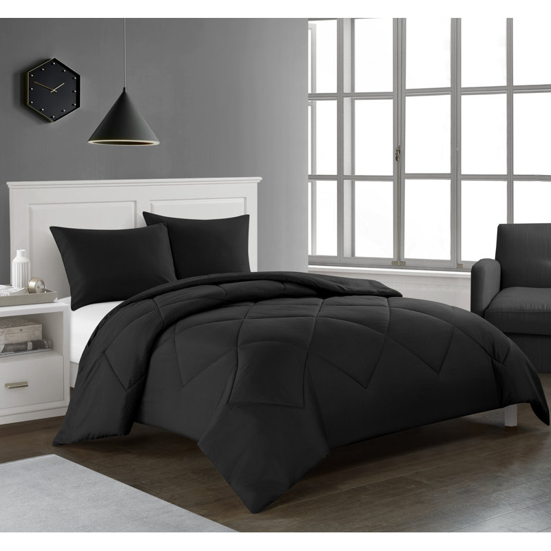 Ensemble d'édredon réversible en microfibre Logan, Édredon pour très grand lit + 2 taies décorativ, Noir