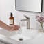Robinet de lavabo de salle de bain à poignée simple 5,7 po de hauteur, laiton massif sans plomb avec bonde et aérateur amovible-128842508-134670282