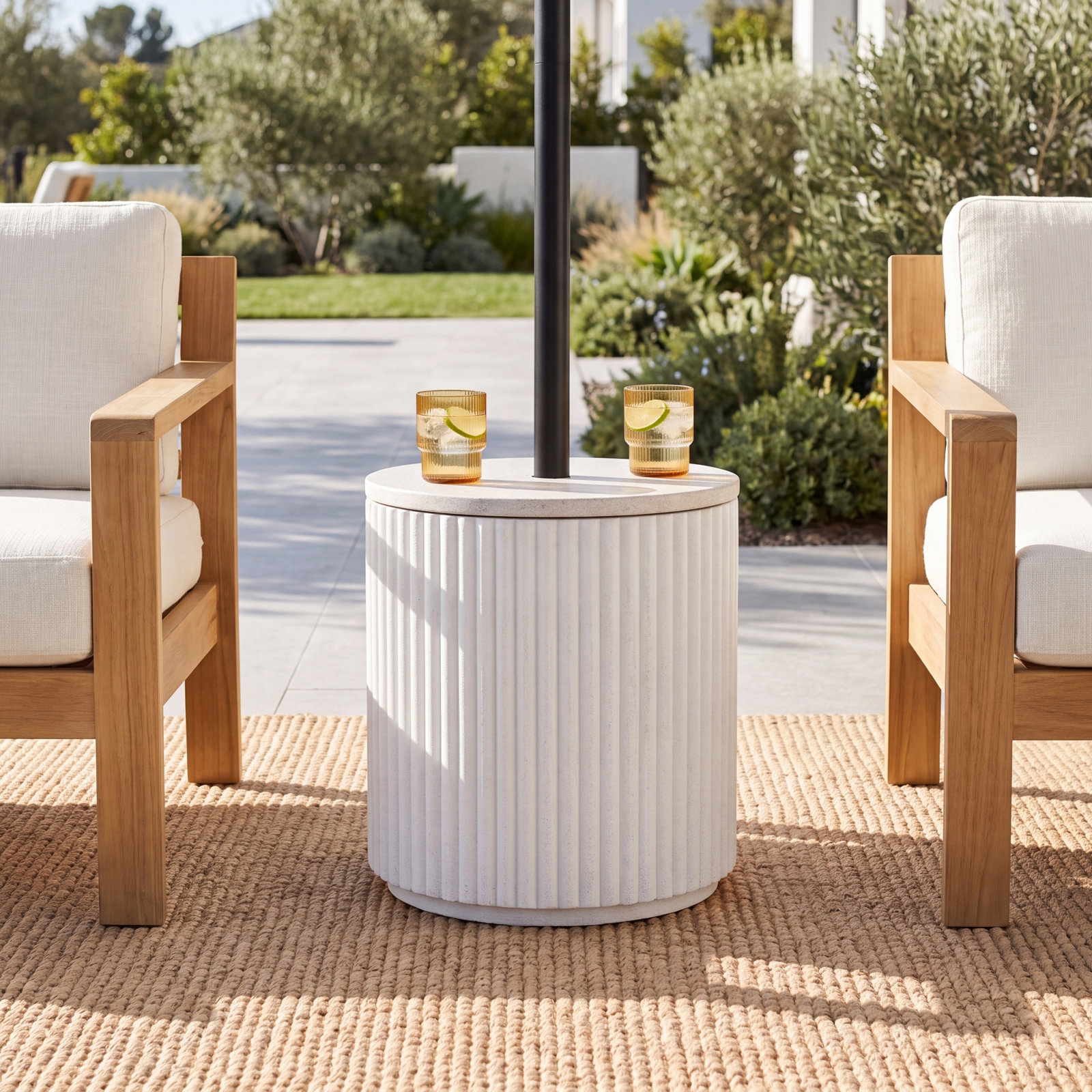 Demi 19" Patio Side Table, White