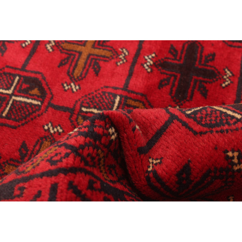 Tapis rouge Lynnisha 3 pi 7 po x 6 pi 5 po