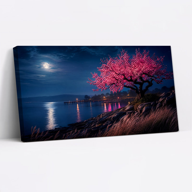 Arbre aux fleurs roses sur une rive rocheuse sous un ciel clair de lune - Tableau sur toile, 40"W x 20"H