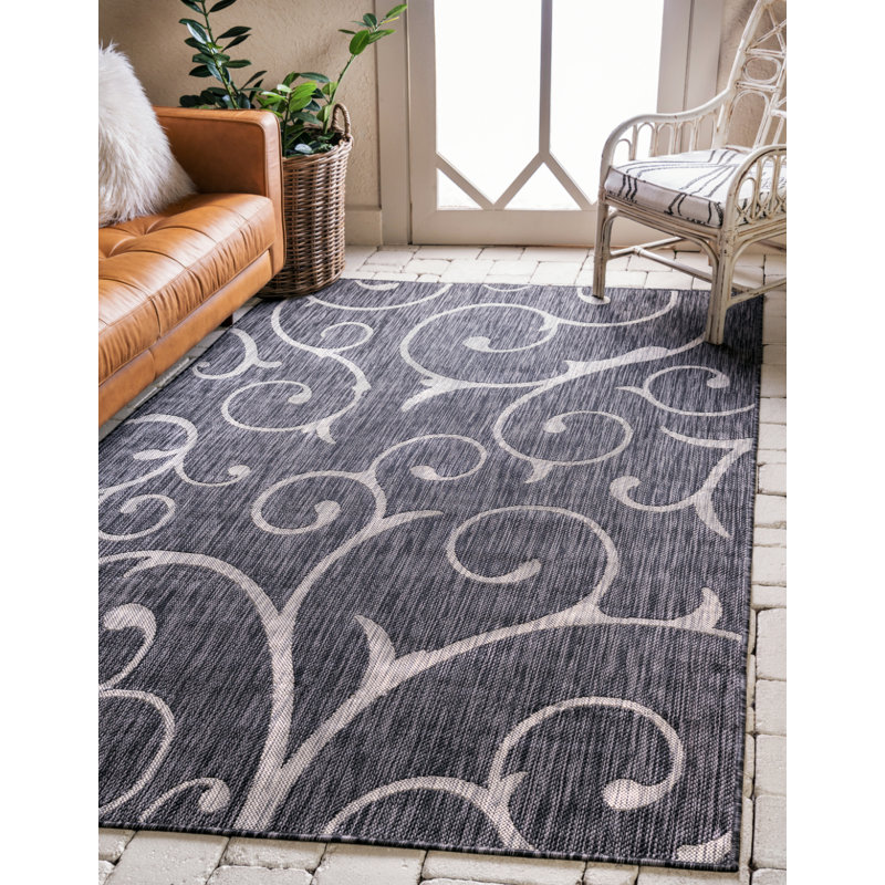 Cozad Floral Indoor / Outdoor Rug, Rectangle 7'1" x 10'