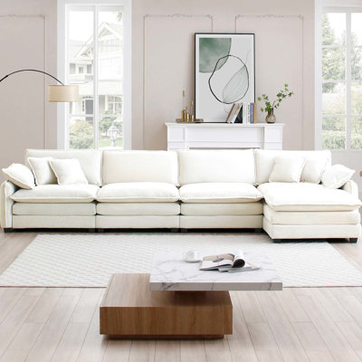 Salon moderne en velours côtelé beige: 4 places avec repose-pieds et 6 coussins décoratifs pour le style: mobilier confortable