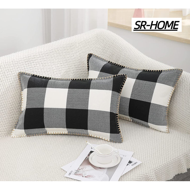 https://assets.wfcdn.com/im/91881855/resize-h755-w755%5Ecompr-r85/2303/230307498/Checkered+Pillow+Cover.jpg