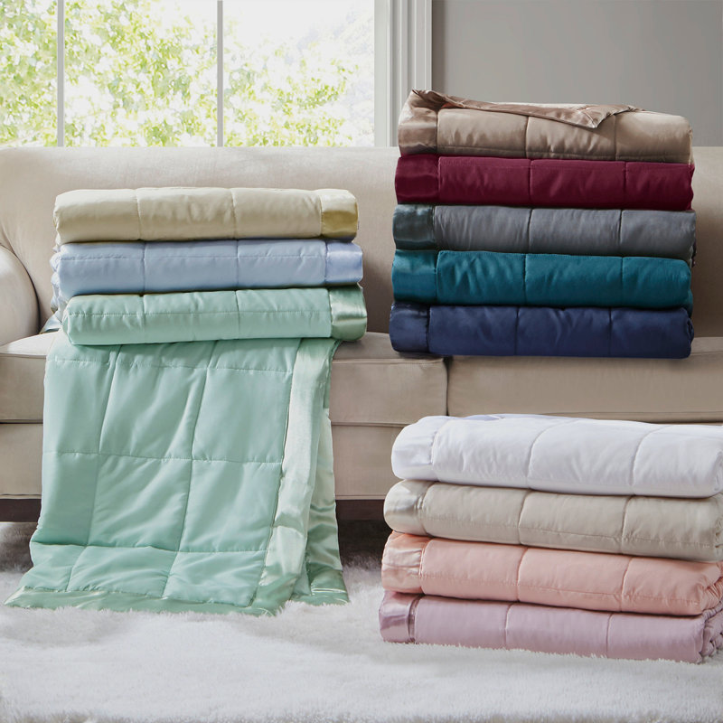 Couverture légère en duvet synthétique avec bordure satinée crème simple, Lit simple, Crème