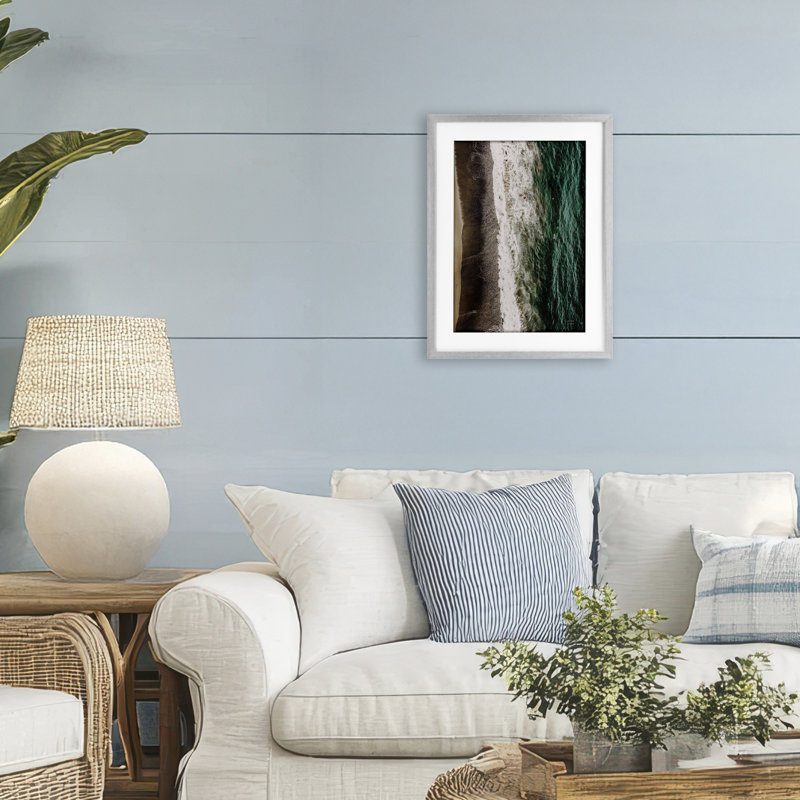 «Move Gely Vertical Coast», reproduction encadrée sous verre, conception de Nathan Larson, Cadre de ferme gris