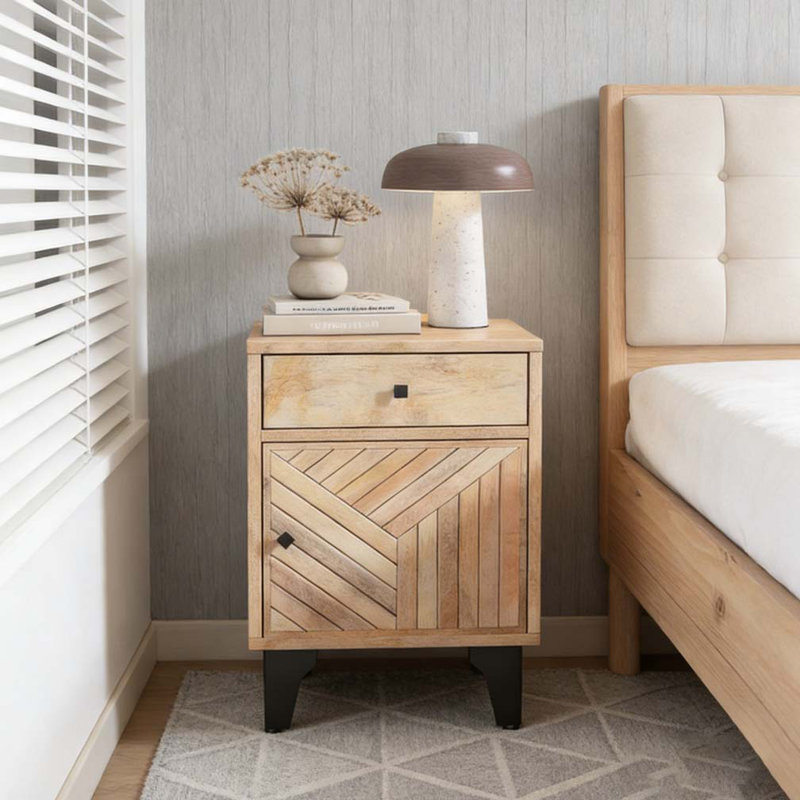 Table de chevet en bois massif