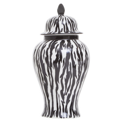 Decorative Urns & Jars