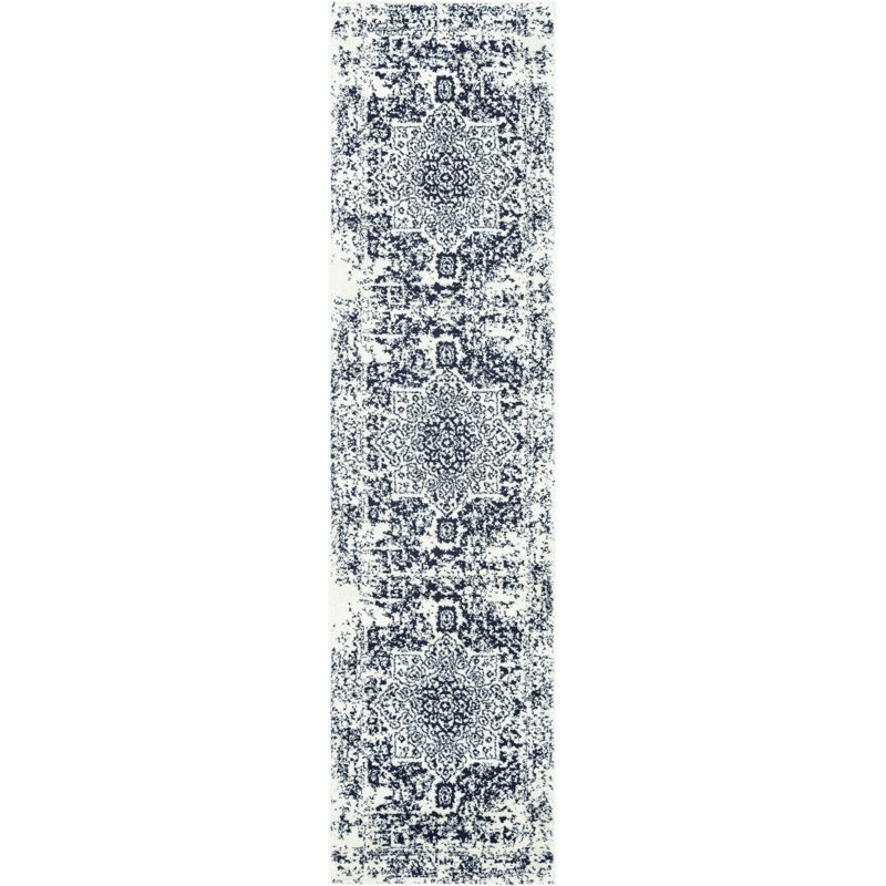 Malynn Oriental Indoor Rug, Runner 2' x 8'