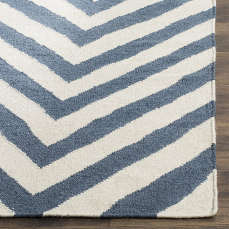 Dhurries Hand Woven Flat Weave Wool/Cotton Chevron Rug in Blue/Ivory, Rectangle 6' x 9'