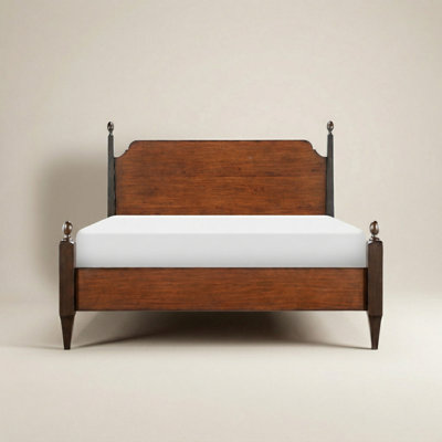 Aquira Modern Farmhouse Two-Tone Poster Bed