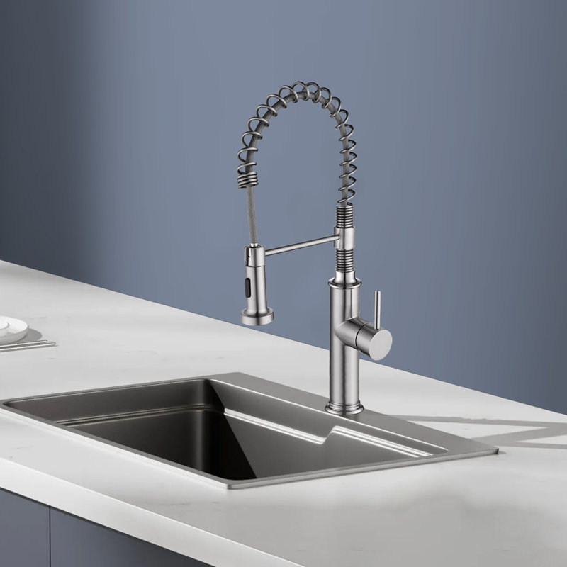 Pull Down Single Handle  Kitchen sink Faucet in Brushed Nickel, Brushed Nickel