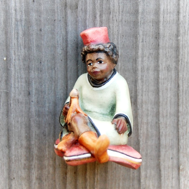 Fulford People Figurines & Sculptures, 19cm H x 5cm W x 5cm D