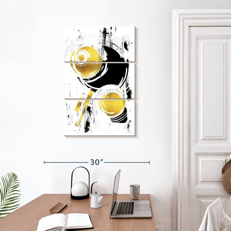 Avery, peinture abstraite dorée, H 32 po x l 20 po