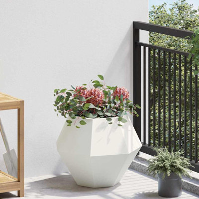  Planter Steel