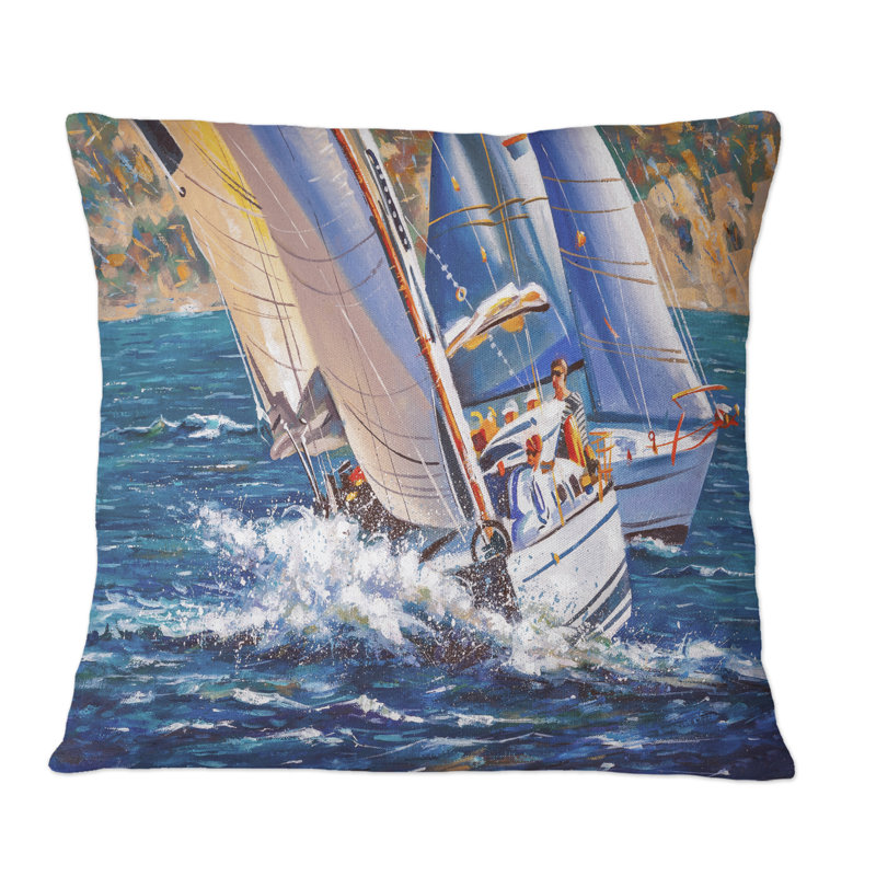 Coussin décoratif à voile sur une mer sauvage - imprimé nautique et côtier, 18 po x 18 po