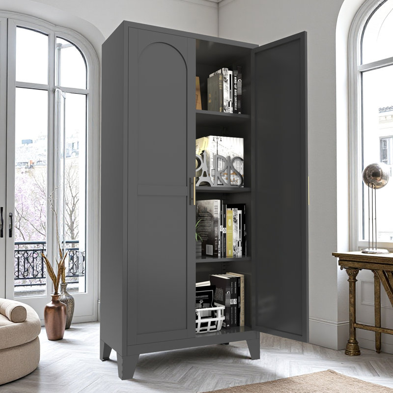 Armoire de rangement en métal de 155 cm (61 po) avec 2 portes élégantes, étagères réglables, noire, pour chambre, cuisine, bureau - Polyvalente, portes en acier noir faciles à nettoyer et idéale pour le salon, le corridor, grand espace de rangement.