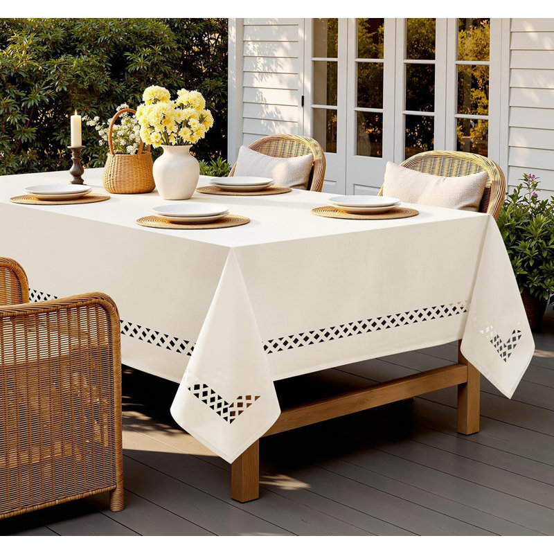 Nappe rectangulaire imperméable 60 x 84 pouces Farmhouse, Ivoire ivoire