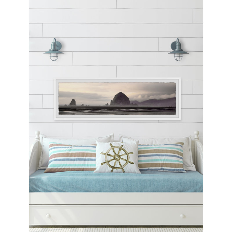 «Oregon Coastline», reproduction encadrée, H 10 po x l 30 po x P 1,5 po