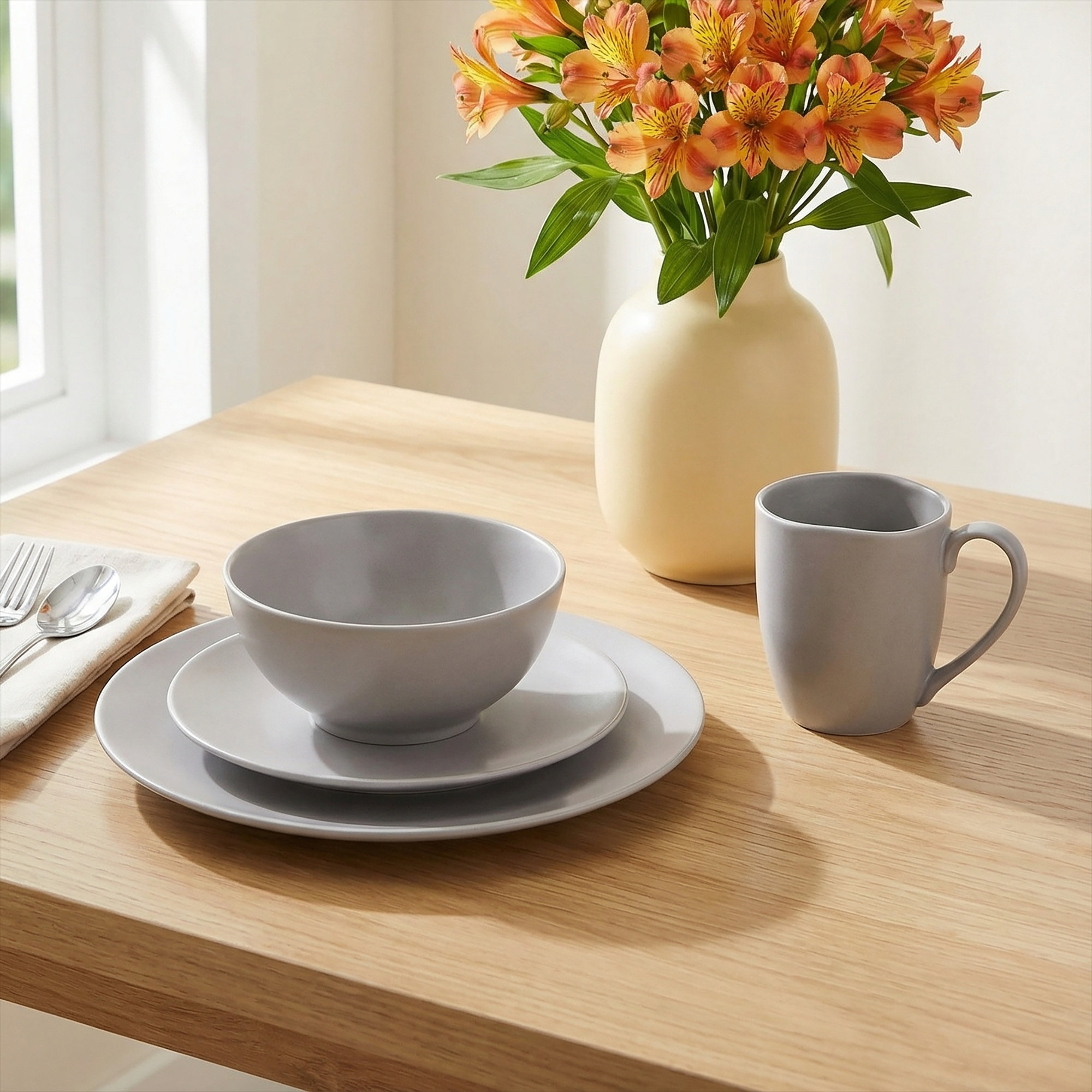 Fortessa Heirloom 16 Piece Dinneware Set, Service for 4, Smoke Gray