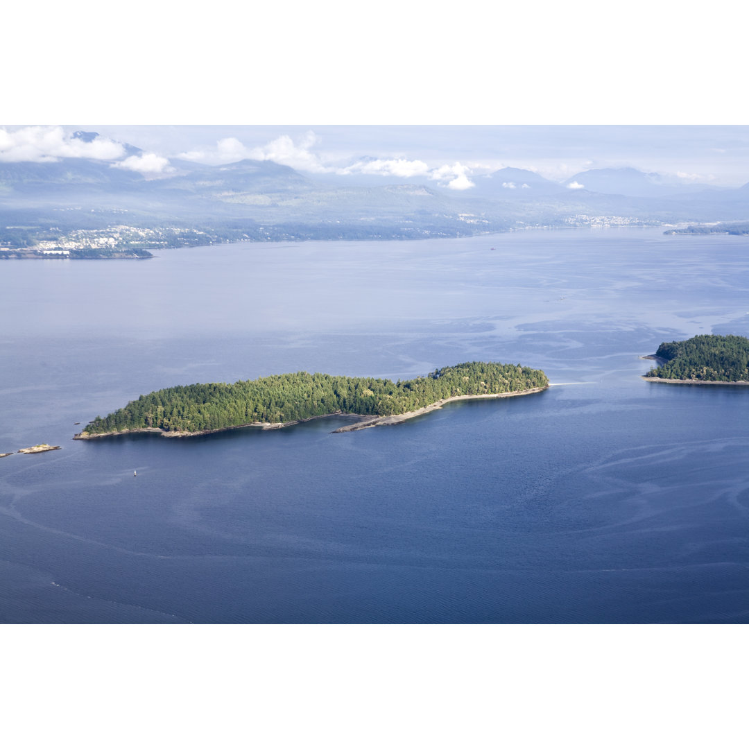 Insel vor Vancouver von RASimon - Leinwandbild