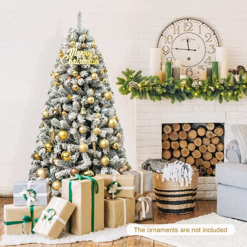 Arbre de Noël artificiel enneigé 6 pi avec base en métal, branches en PVC et charnières, H 6 pi