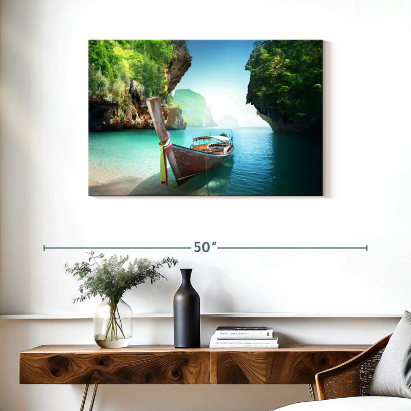 Bateau Mehar sur la plage de Krabi, H 24 po x l 36 po