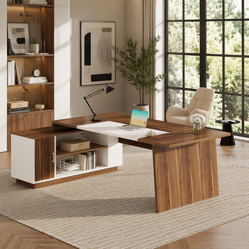 Bureau de direction en forme de L avec armoire de rangement et étagères ouvertes, grand poste de travail informatique d'angle de style moderne du milieu du siècle pour bureau à domicile