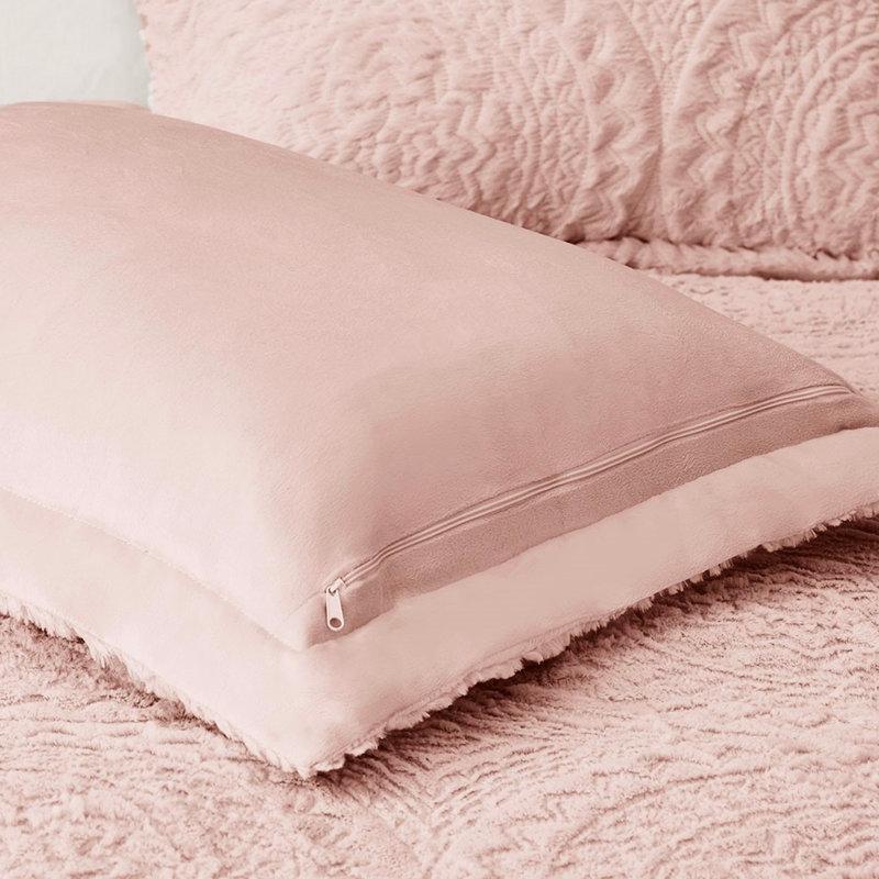 Édredon simple Blush - fausse fourrure médaillon brodé